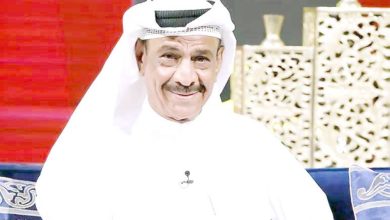 صورة عبد العزيز الحداد: مهندس أثرى الدراما بحظ يكسر الصخر  أخبار السعودية
