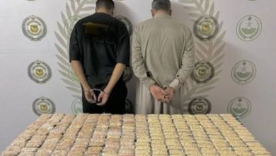 صورة الحدود الشمالية.. القبض على شخصين لترويجهما الحشيش المخدر و(46,819) قرص إمفيتامين  أخبار السعودية