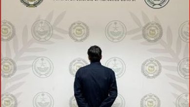 صورة “مكافحة المخدرات” تقبض على مخالف لنظام أمن الحدود بمنطقة جازان لترويجه مواد مخدرة