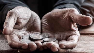 صورة نظام مكافحة التسول يُجرّم استجداء المال دون مقابل أو بمقابل غير مقصود
