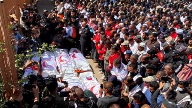 صورة الهلال الأحمر الفلسطيني يندّد بـ”كذب” يشوب تقرير الجيش الإسرائيلي بشأن قتله مسعفين في غزة
