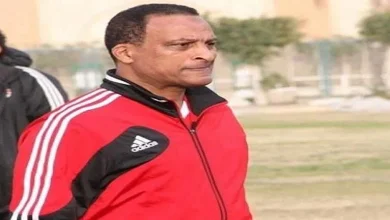 صورة الأهلي يقدم العزاء لأسامة عرابي في وفاة والدته