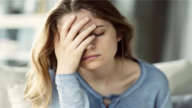 صورة إصابة امرأة بسكتة دماغية أثناء بث مباشر.. 4 علامات مبكرة لا يمكن ملاحظتها