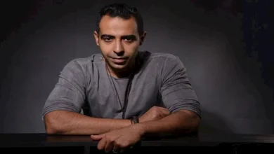 صورة “حاجات كتير افتقدتها من بعدك يا أستاذي”.. محمد عدوية يرثي والده بكلمات مؤثرة