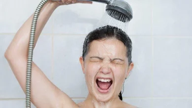 صورة 5 مخاطر صحية عند الاستحمام قبل النوم مباشرة