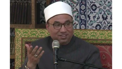 صورة بعد استدلاله الدائم بحديث “استفت قلبك”.. عالم أزهري يرد على الدكتور سعد الهلالي: أي القلوب يُستفتى؟