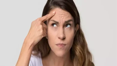صورة ما العلاقة بين التوتر وتساقط الشعر؟
