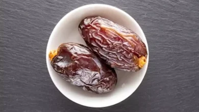 صورة هذا ما يحدث لجسمك إذا تناولت 3 تمرات و5 حبات لوز يوميا