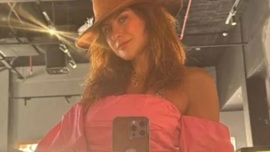 صورة بـ”شورت قصير”.. أحدث ظهور لـ هيدي كرم والجمهور يعلق (صورة)