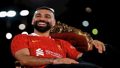 صورة محمد صلاح يحتفل بتجديد تعاقده مع ليفربول (فيديو)
