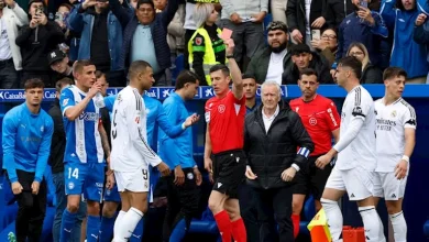 صورة بسبب الطرد.. هل يغيب مبابي عن لقاء برشلونة في نهائي كأس ملك إسبانيا؟