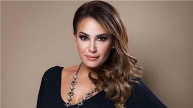 صورة بعد تصدرها التريند.. نجوم الفن يدعمون هند صبري بعد المطالبة بترحيلها