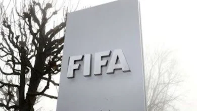 صورة “غياب الزمالك وتواجد بيراميدز”.. فيفا يعلن إيقاف قيد 5 أندية مصرية