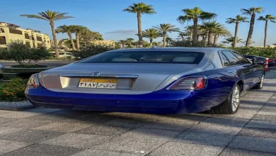 صورة سر اللوحات الصفراء التي تحملها معظم سيارات “إمبراطور السيارات” الراحل.. صور
