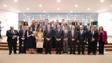 صورة وزير الاتصالات يبحث مع وفد جمعية رجال الأعمال الفرنسية جذب استثمارات فرنسية جديدة