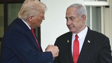 صورة ترامب يقول إنه ضغط على نتنياهو بشأن مساعدات غزة