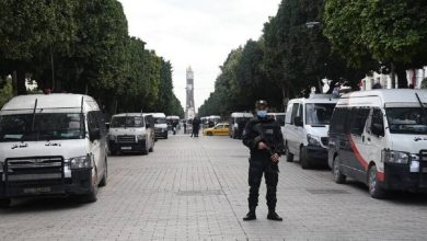 صورة بعد أشهر من احتجازهم.. تونس تفرج عن 11 سائحاً روسياً  أخبار السعودية