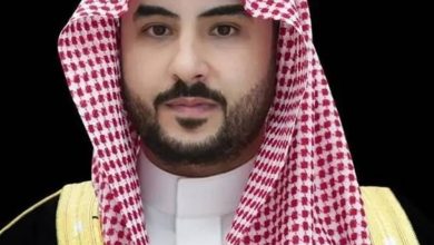 صورة بتوجيه من القيادة.. وزير الدفاع يصل إلى طهران ويلتقي كبار المسؤولين  أخبار السعودية