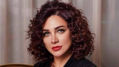 صورة سلاف فواخرجي تخرج عن صمتها وتعلّق على قرار شطبها من نقابة الفنانين السورية  أخبار السعودية