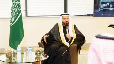 صورة في لقاء مع الطلبة في لندن.. وزير الحج والعمرة يؤكد تمكين المبتعثين لخدمة الحرمين  أخبار السعودية