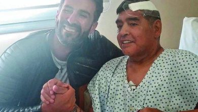 صورة جراح «مارادونا» يتحدث.. كان متمرداً حتى في مرضه!  أخبار السعودية