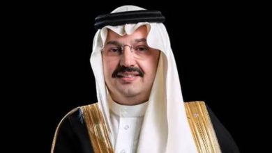 صورة أمير عسير يهنئ القيادة الرشيدة بمناسبة صدور التقرير السنوي لرؤية المملكة 2030  أخبار السعودية