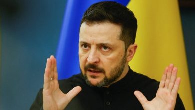 صورة الرئيس الأوكراني يطالب بعدم تقديم أراضي بلاده هدايا لروسيا  أخبار السعودية