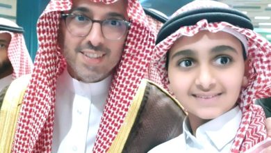 صورة محافظ جدة يكرم المتفوقين.. أبناء الزميل «مكي» في قائمة الأوائل  أخبار السعودية