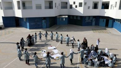 صورة اقتحام مدارس وكالة الغوث في مخيم شعفاط والتهديد بإغلاقها خلال 30 يوماً