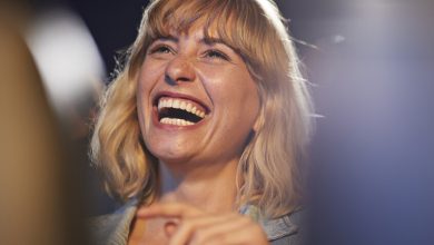 صورة أفضل من الزواج والمال! .. دراسة تكشف عن المصدر الحقيقي للسعادة النفسية