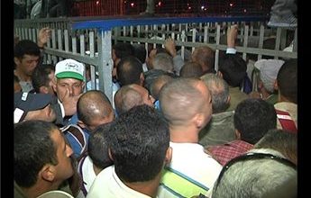 صورة الاحتلال يعتقل 60 عاملا قرب معبر ترقوميا