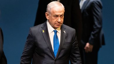 صورة نتنياهو يهدد بطرد الجنود الذين يطالبون بوقف الحرب على غزة