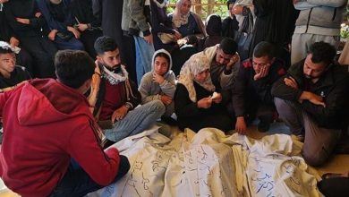 صورة عشرات الشهداء والإصابات بينهم صحفي في غارات إسرائيلية على قطاع غزة