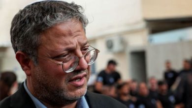 صورة نتنياهو يربك الإسرائيليين والجيش.. والاستخبارات: حماس راضية عن نفسها تكتيكياً واستراتيجياً