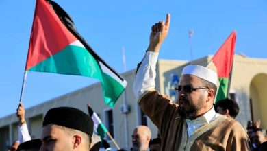 صورة مسيرة حاشدة في مصراتة الليبية نصرة لغزة