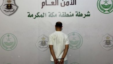 صورة دوريات الأمن بجدة تقبض على شخص لارتكابه حوادث سطو وسرقة