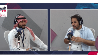 صورة عبد العزيز الفريحي يروي قصة تأليف «شباب البومب»