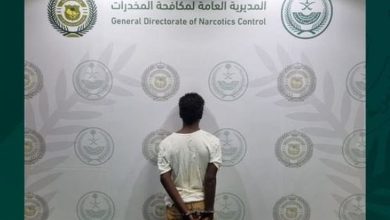 صورة القبض على مخالف بمنطقة الباحة لترويجه مادة الإمفيتامين المخدر