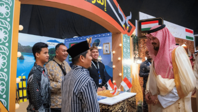 صورة أمير المدينة المنورة يدشّن مهرجان الثقافات والشعوب في نسخته الثالثة عشرة