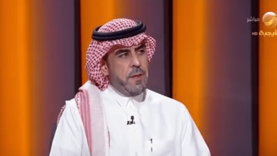 صورة مستشار موارد بشرية يوضح المهن الصحية الأولى بالتوطين