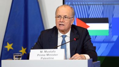 صورة مصطفى: على حماس توضيح موقفها رسميا حول الحكم والسلاح
