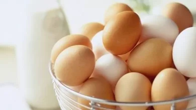 صورة يصيبك بالكوليسترول.. تجنب تناول البيض بهذه الطريقة صباحا