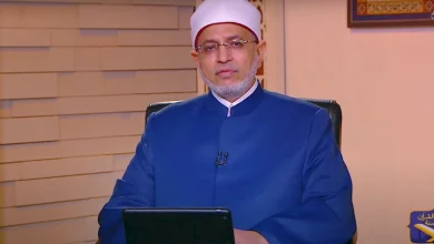 صورة رئيس جامعة الأزهر: آية الدعاء في عرفة تقسم الناس إلى فريقين.