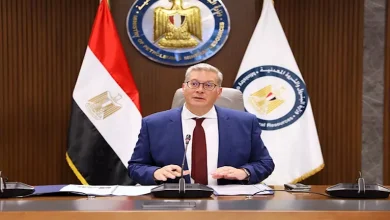 صورة وزير البترول يبحث مع نظيره اليوناني التعاون في نقل الغاز إلى أوروبا