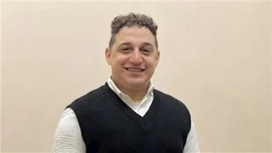صورة رضا البحراوي يمازح طلاب الثانوية العامة