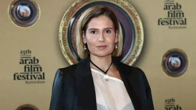 صورة هنا شيحة تتألق بإطلالة كلاسيكية في أحدث ظهور لها