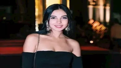 صورة أحدث ظهور لابنة سلمى أبو ضيف مع والدتها أمام البحر والجمهور يعلق (صور)
