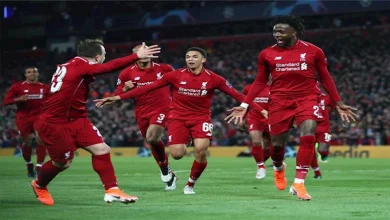 صورة هداف الفريق.. ماذا حدث لحامل كرات واقعة “أوريجي” ضد برشلونة في دوري الأبطال؟