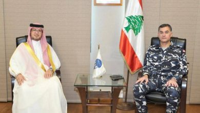 صورة السفير بخاري يبحث التنسيق الأمني في بيروت  أخبار السعودية