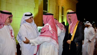 صورة أسرة إدريس تتلقى التعازي في فقيدتها  أخبار السعودية